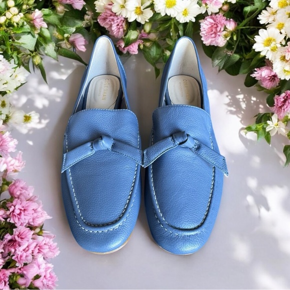 Cole Haan Candace Bow Leather Slip-On Loafer - Gold Heel Accents - New, Size 8B - Picture 11 of 15